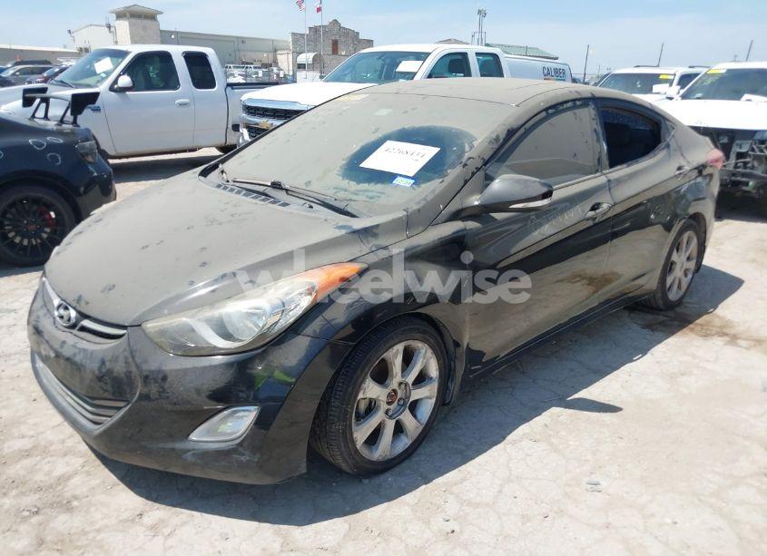 Photo 2 of 2013 Hyundai Elantra LIMITED (VIN 5NPDH4AE7DH244104)