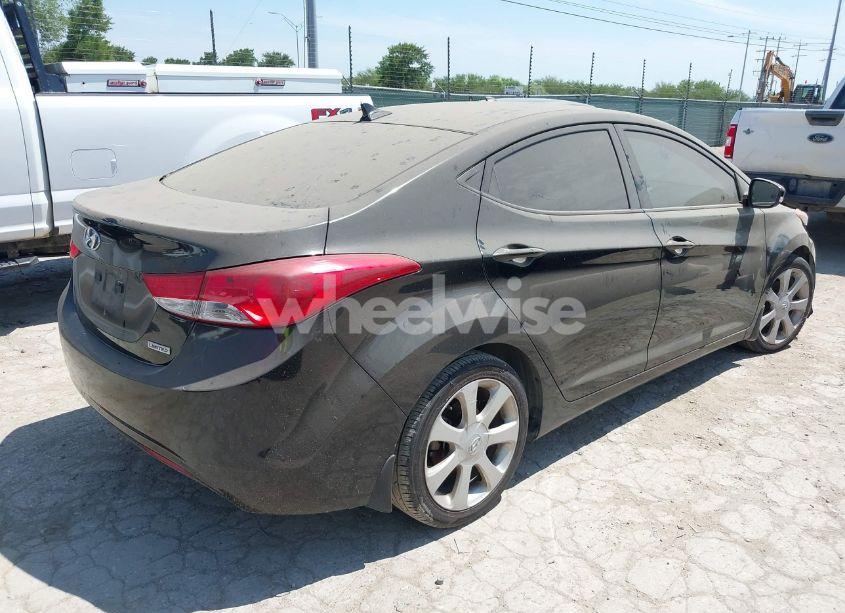 Photo 4 of 2013 Hyundai Elantra LIMITED (VIN 5NPDH4AE7DH244104)