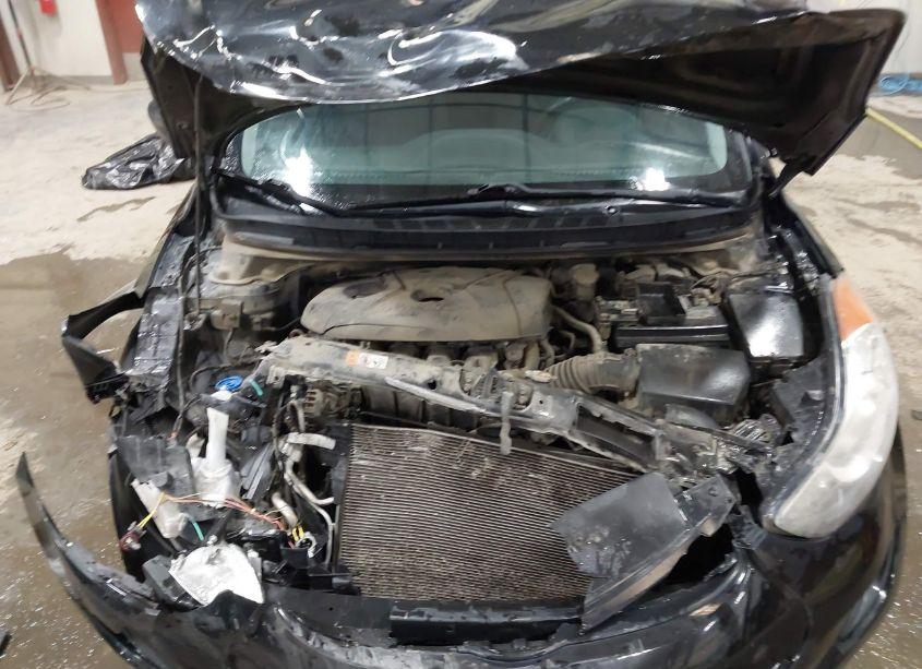 Photo 10 of 2013 Hyundai Elantra GLS (VIN 5NPDH4AE7DH247813)