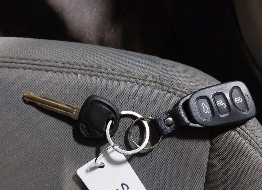 Photo 11 of 2013 Hyundai Elantra GLS (VIN 5NPDH4AE7DH247813)