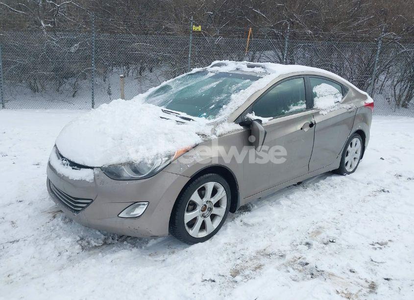 Photo 2 of 2013 Hyundai Elantra LIMITED (VIN 5NPDH4AE7DH252753)