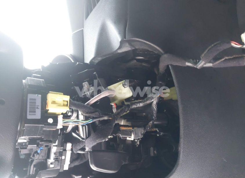 Photo 6 of 2013 Hyundai Elantra LIMITED (VIN 5NPDH4AE7DH252753)