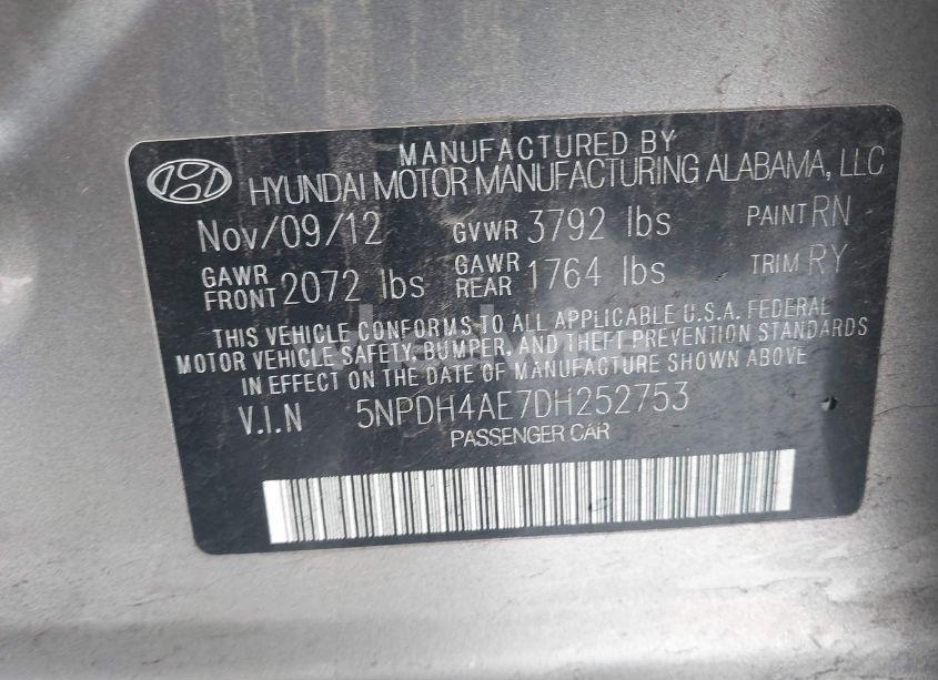 Photo 9 of 2013 Hyundai Elantra LIMITED (VIN 5NPDH4AE7DH252753)