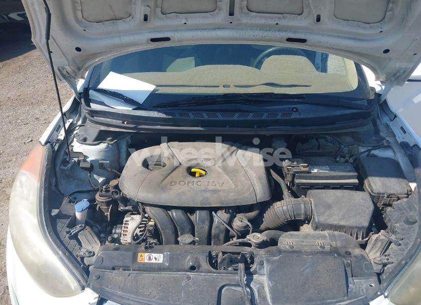 Photo 10 of 2013 Hyundai Elantra GLS (VIN 5NPDH4AE7DH255376)