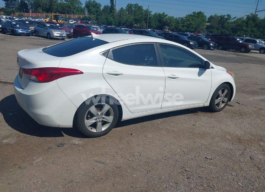 Photo 4 of 2013 Hyundai Elantra GLS (VIN 5NPDH4AE7DH255376)