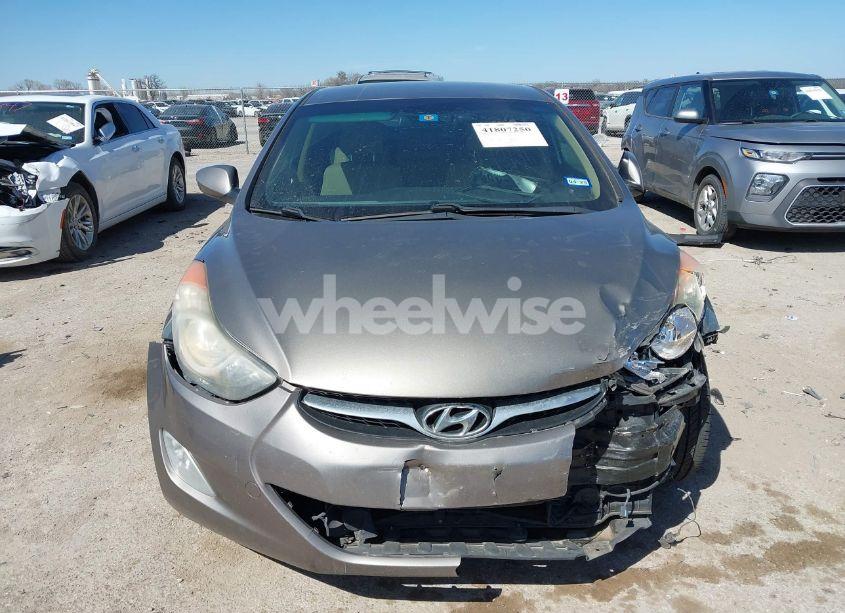 Photo 12 of 2013 Hyundai Elantra GLS (VIN 5NPDH4AE7DH262893)