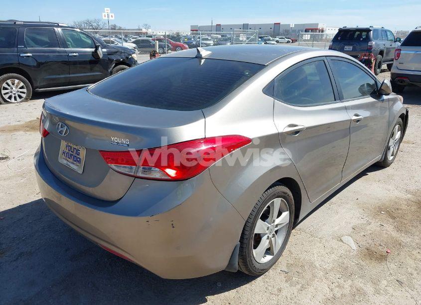 Photo 4 of 2013 Hyundai Elantra GLS (VIN 5NPDH4AE7DH262893)