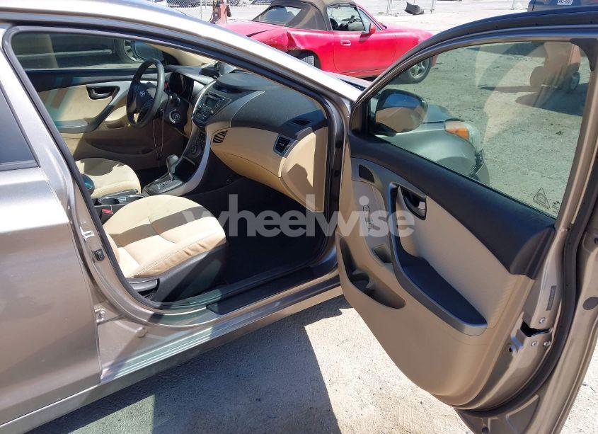 Photo 5 of 2013 Hyundai Elantra GLS (VIN 5NPDH4AE7DH262893)