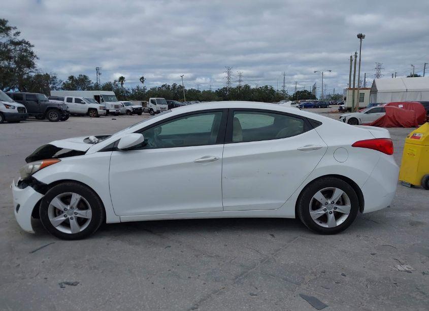 Photo 14 of 2013 Hyundai Elantra GLS (VIN 5NPDH4AE7DH268208)