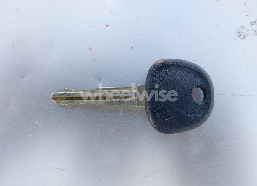 Photo 11 of 2013 Hyundai Elantra GLS (VIN 5NPDH4AE7DH271013)