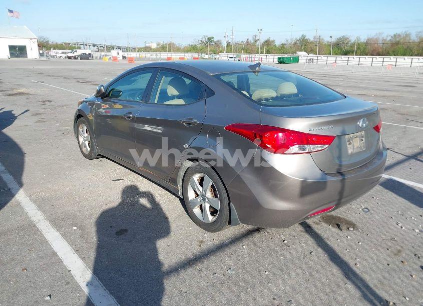 Photo 3 of 2013 Hyundai Elantra GLS (VIN 5NPDH4AE7DH271013)