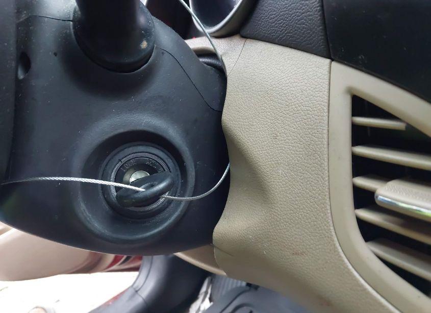 Photo 11 of 2013 Hyundai Elantra GLS (VIN 5NPDH4AE7DH282108)