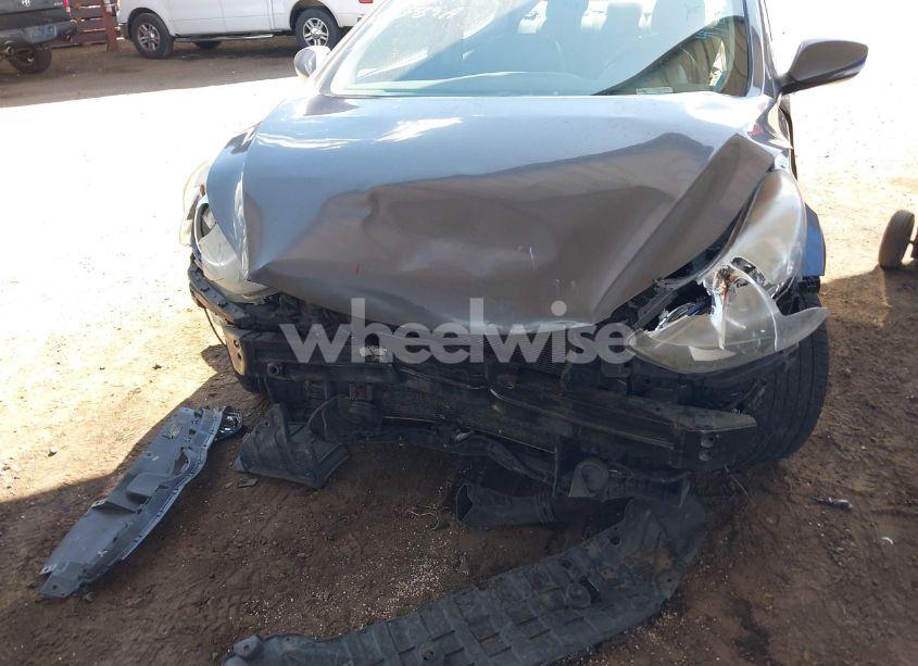 Photo 6 of 2013 Hyundai Elantra LIMITED (VIN 5NPDH4AE7DH290841)