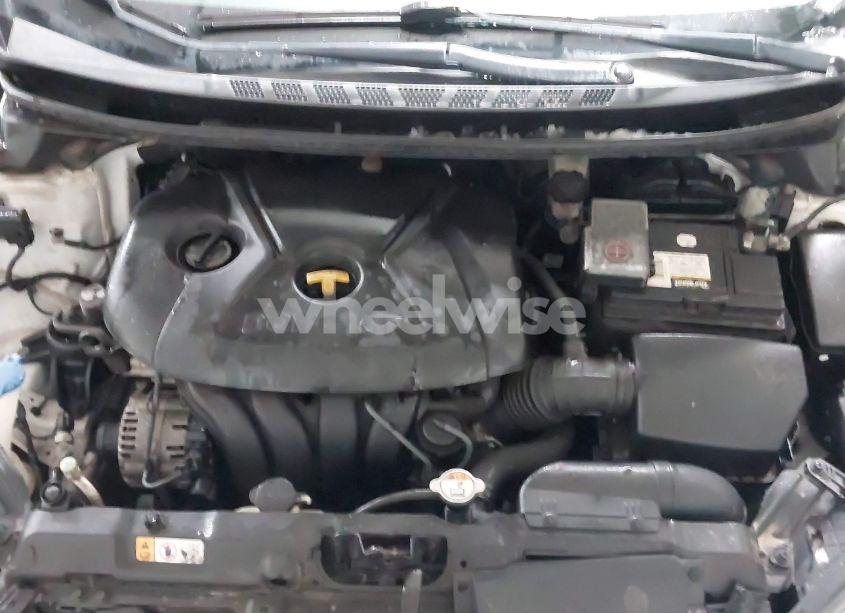 Photo 10 of 2013 Hyundai Elantra GLS (VIN 5NPDH4AE7DH300820)