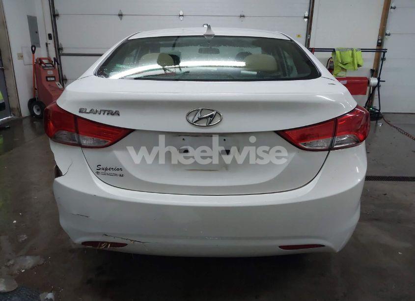 Photo 17 of 2013 Hyundai Elantra GLS (VIN 5NPDH4AE7DH300820)