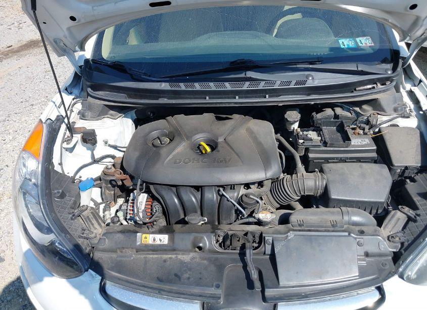 Photo 10 of 2013 Hyundai Elantra GLS (VIN 5NPDH4AE7DH303975)