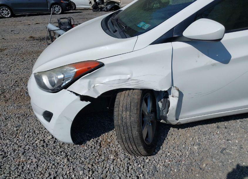 Photo 6 of 2013 Hyundai Elantra GLS (VIN 5NPDH4AE7DH303975)