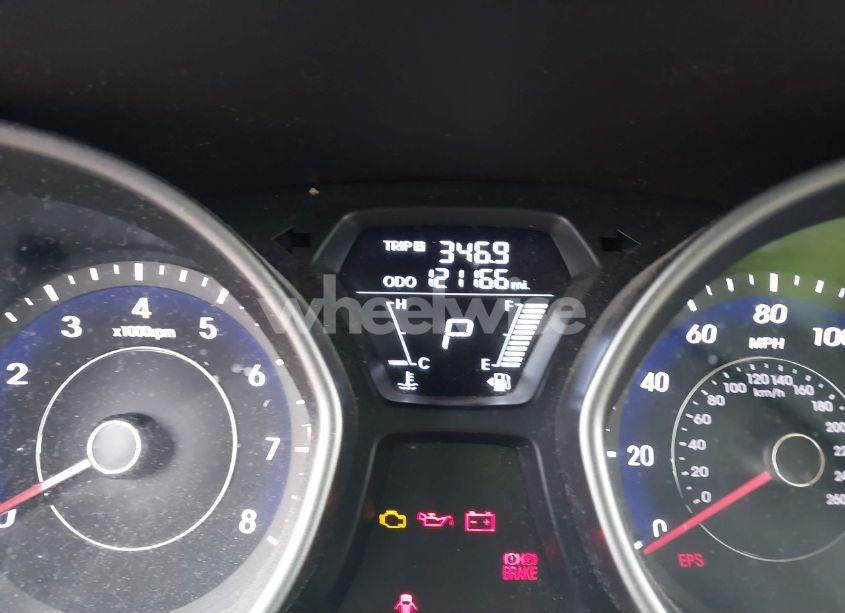 Photo 15 of 2013 Hyundai Elantra GLS (VIN 5NPDH4AE7DH310795)