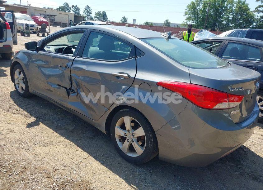 Photo 3 of 2013 Hyundai Elantra GLS (VIN 5NPDH4AE7DH317018)