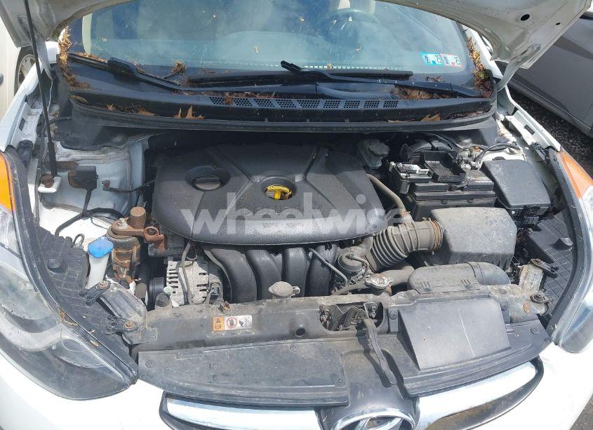 Photo 10 of 2013 Hyundai Elantra GLS (VIN 5NPDH4AE7DH319979)