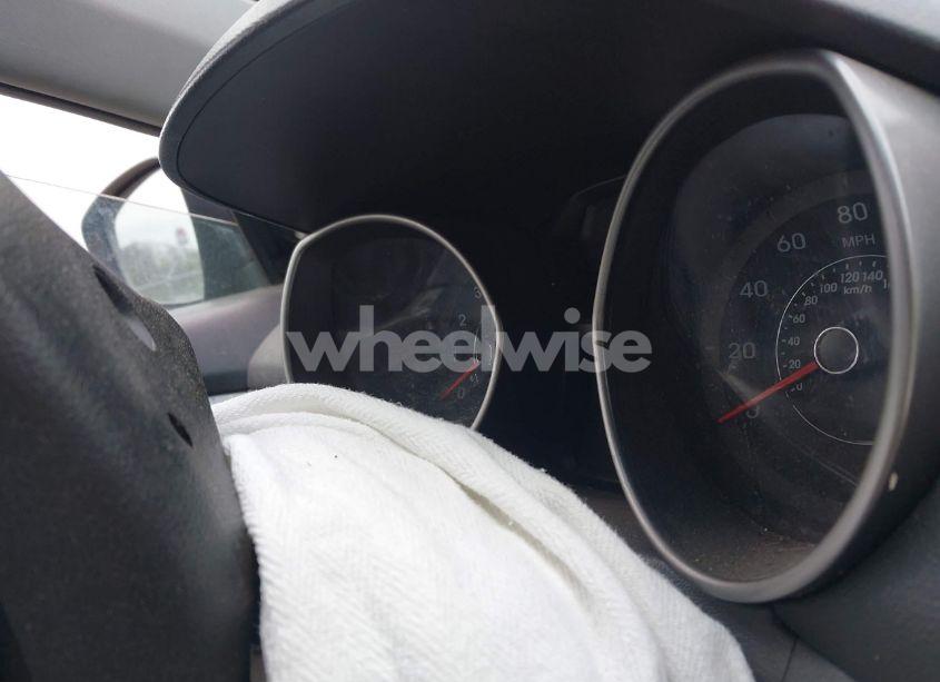 Photo 7 of 2013 Hyundai Elantra GLS (VIN 5NPDH4AE7DH343411)