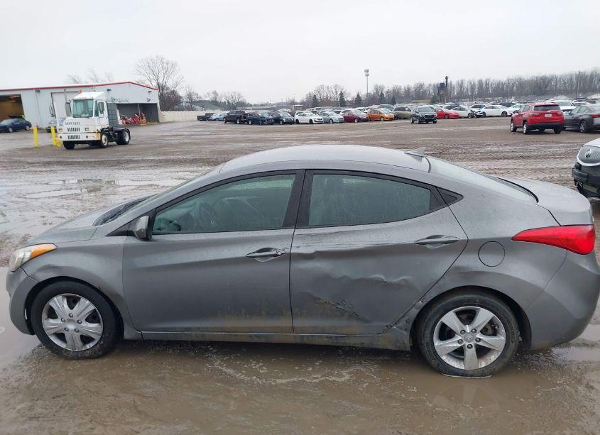 Photo 6 of 2013 Hyundai Elantra GLS (VIN 5NPDH4AE7DH370656)