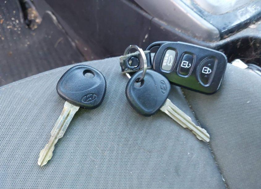 Photo 11 of 2013 Hyundai Elantra GLS (VIN 5NPDH4AE7DH375078)