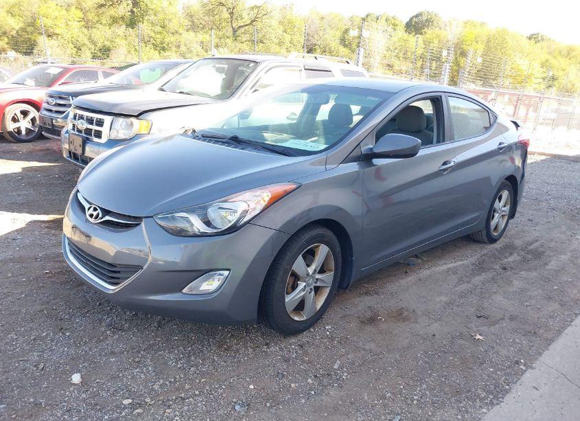 Photo 2 of 2013 Hyundai Elantra GLS (VIN 5NPDH4AE7DH375078)