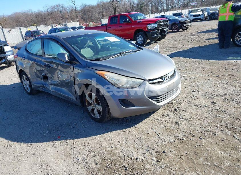 2013 Hyundai Elantra GLS (VIN 5NPDH4AE7DH377297) main photo