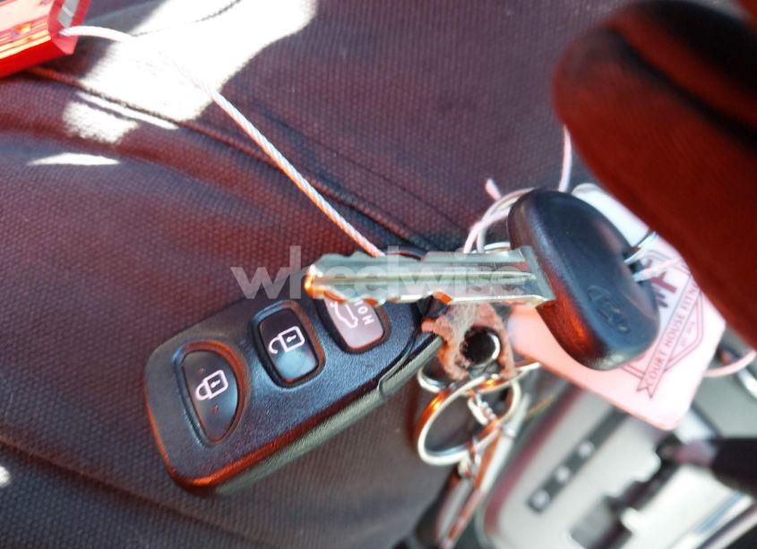 Photo 11 of 2013 Hyundai Elantra GLS (VIN 5NPDH4AE7DH377297)