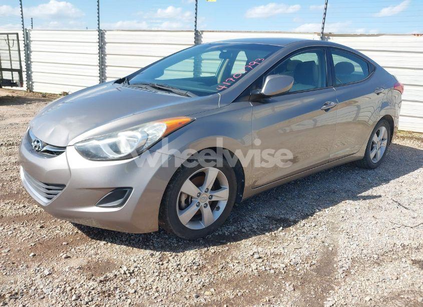 Photo 2 of 2013 Hyundai Elantra GLS (VIN 5NPDH4AE7DH381060)