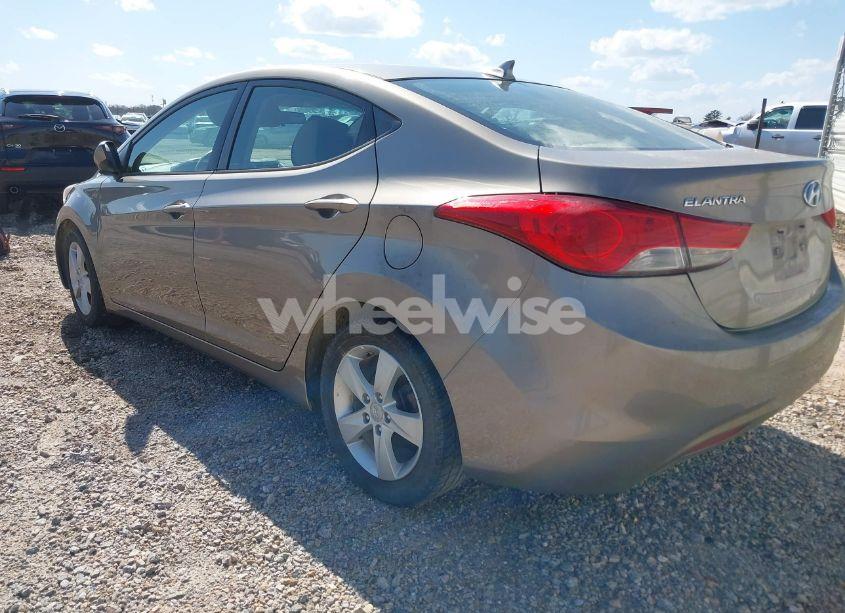 Photo 3 of 2013 Hyundai Elantra GLS (VIN 5NPDH4AE7DH381060)