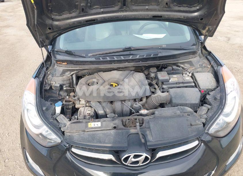 Photo 10 of 2013 Hyundai Elantra LIMITED (VIN 5NPDH4AE7DH382855)