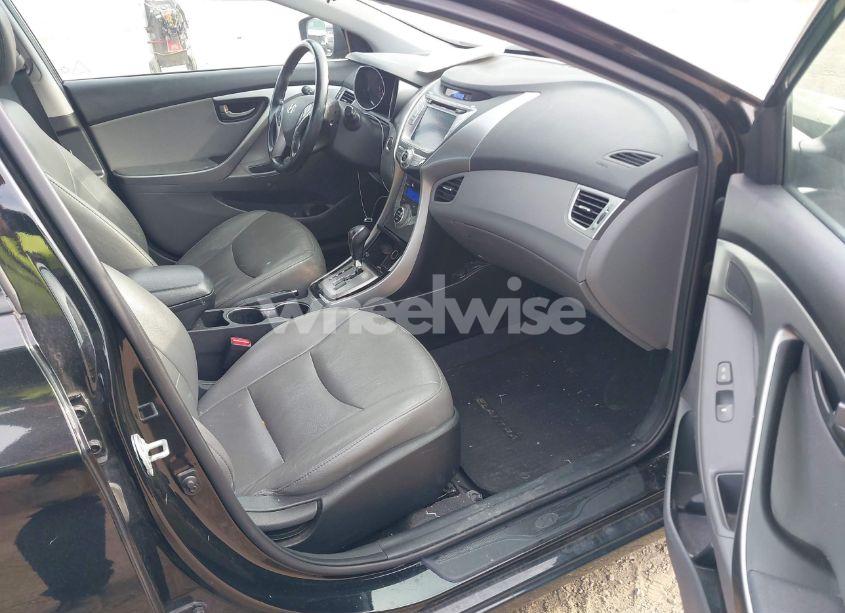 Photo 5 of 2013 Hyundai Elantra LIMITED (VIN 5NPDH4AE7DH382855)