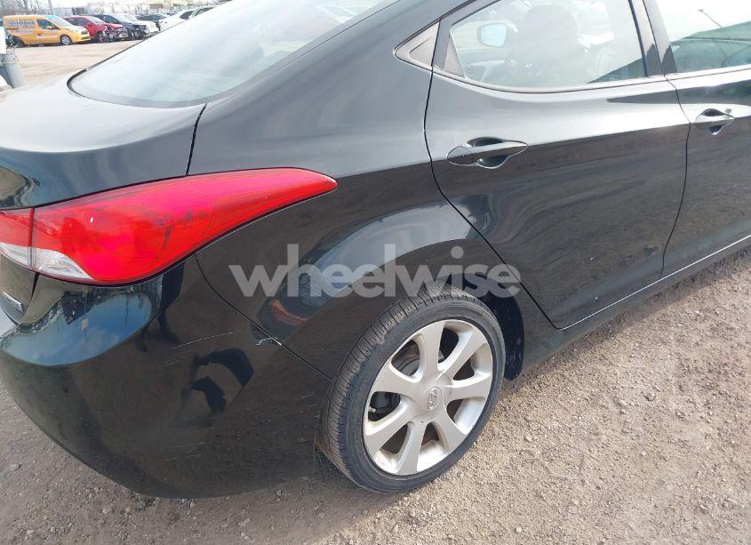 Photo 6 of 2013 Hyundai Elantra LIMITED (VIN 5NPDH4AE7DH382855)