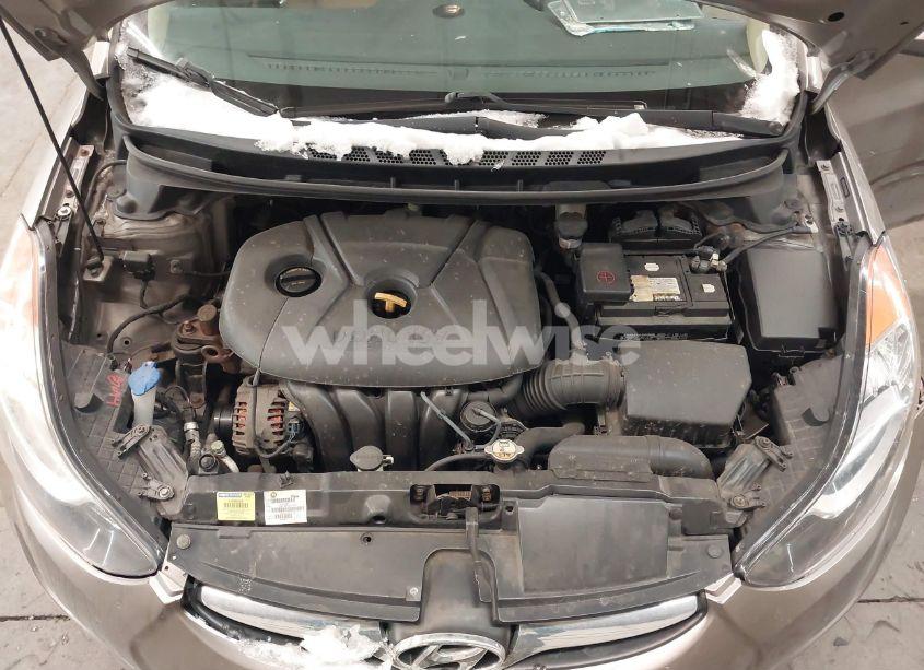 Photo 10 of 2013 Hyundai Elantra GLS (VIN 5NPDH4AE7DH390616)