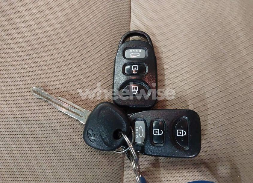 Photo 11 of 2013 Hyundai Elantra GLS (VIN 5NPDH4AE7DH390616)