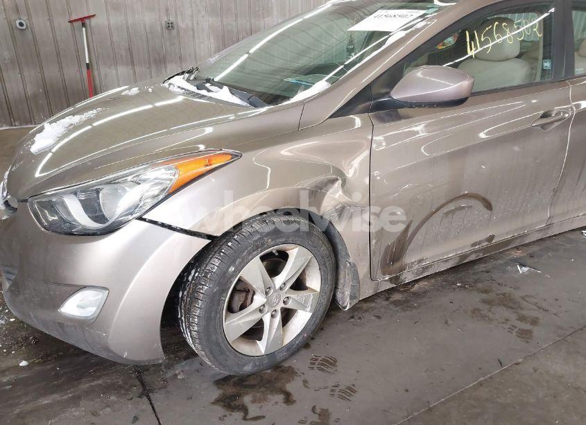 Photo 6 of 2013 Hyundai Elantra GLS (VIN 5NPDH4AE7DH390616)