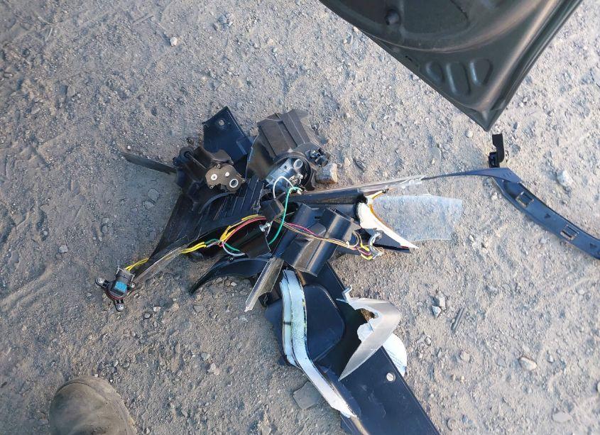 Photo 12 of 2013 Hyundai Elantra GLS (VIN 5NPDH4AE7DH400237)