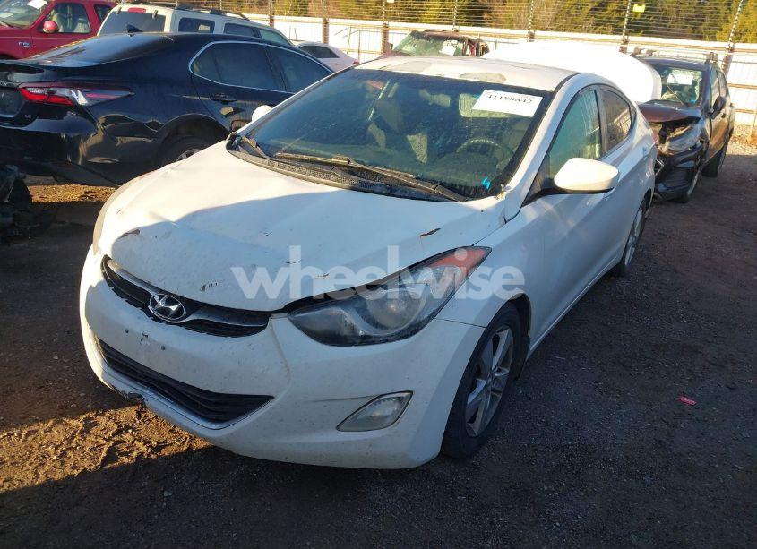 Photo 2 of 2013 Hyundai Elantra GLS (VIN 5NPDH4AE7DH404286)