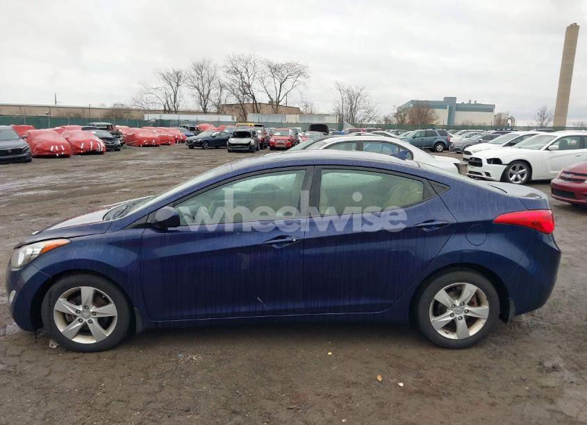Photo 15 of 2013 Hyundai Elantra GLS (VIN 5NPDH4AE7DH413800)