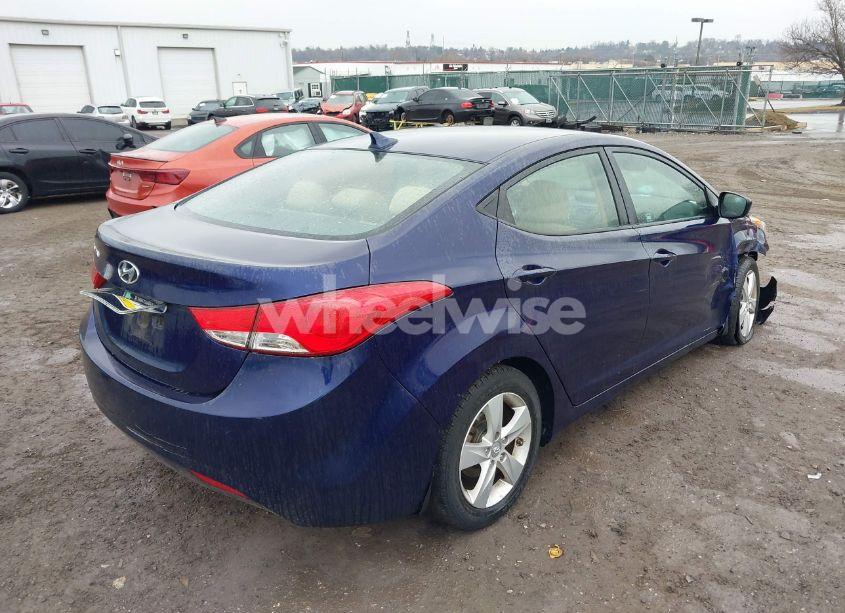 Photo 4 of 2013 Hyundai Elantra GLS (VIN 5NPDH4AE7DH413800)