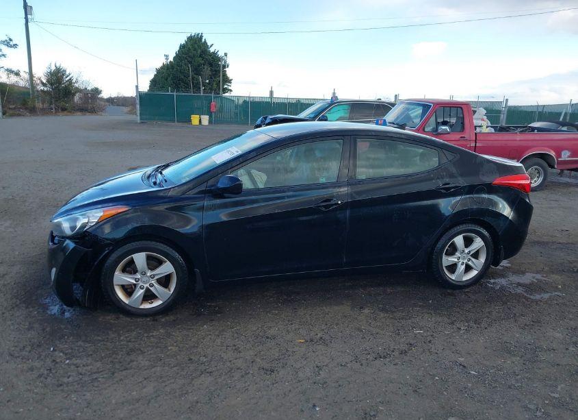 Photo 14 of 2013 Hyundai Elantra GLS (VIN 5NPDH4AE7DH418463)