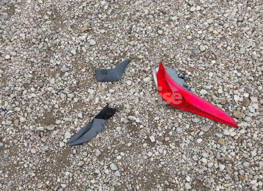 Photo 12 of 2013 Hyundai Elantra GLS (VIN 5NPDH4AE7DH421637)