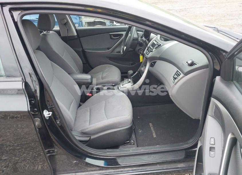 Photo 5 of 2013 Hyundai Elantra GLS (VIN 5NPDH4AE7DH421637)