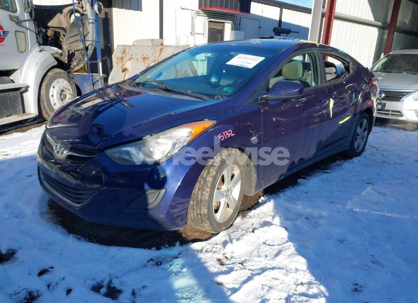 Photo 2 of 2013 Hyundai Elantra GLS (VIN 5NPDH4AE7DH429348)