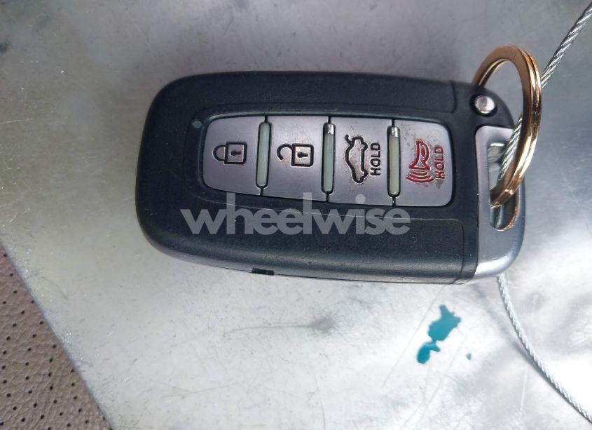 Photo 11 of 2013 Hyundai Elantra LIMITED (VIN 5NPDH4AE7DH446960)