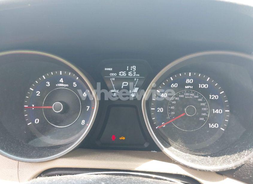 Photo 7 of 2013 Hyundai Elantra LIMITED (VIN 5NPDH4AE7DH446960)