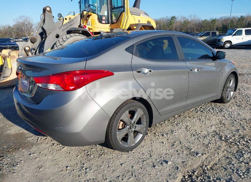 Photo 4 of 2013 Hyundai Elantra GLS (VIN 5NPDH4AE7DH449065)