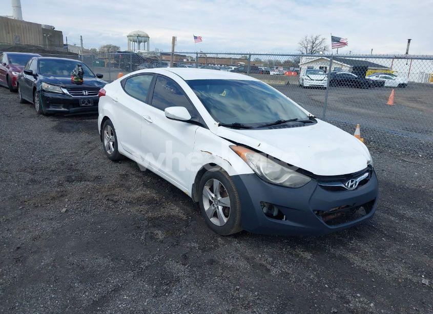 2013 Hyundai Elantra GLS (VIN 5NPDH4AE7DH453651) main photo